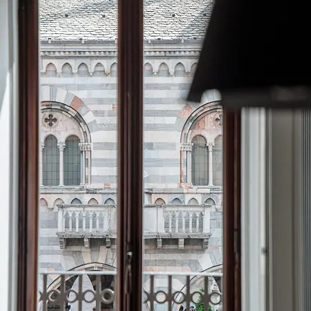 Dome's Magic - The House Of Travelers * Como