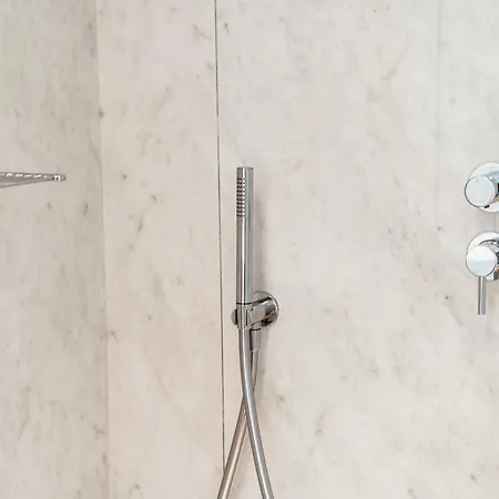 Apartment Dome's Magic - The House Of Travelers