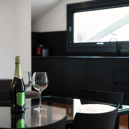 Dome's Magic - The House Of Travelers