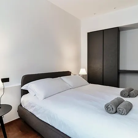 Dome's Magic - The House Of Travelers