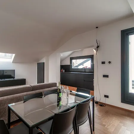 Dome's Magic - The House Of Travelers Apartment Como